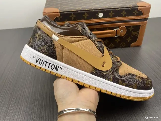LOW 1 Off-Louis OW Jordan x AJ1 Air 0419